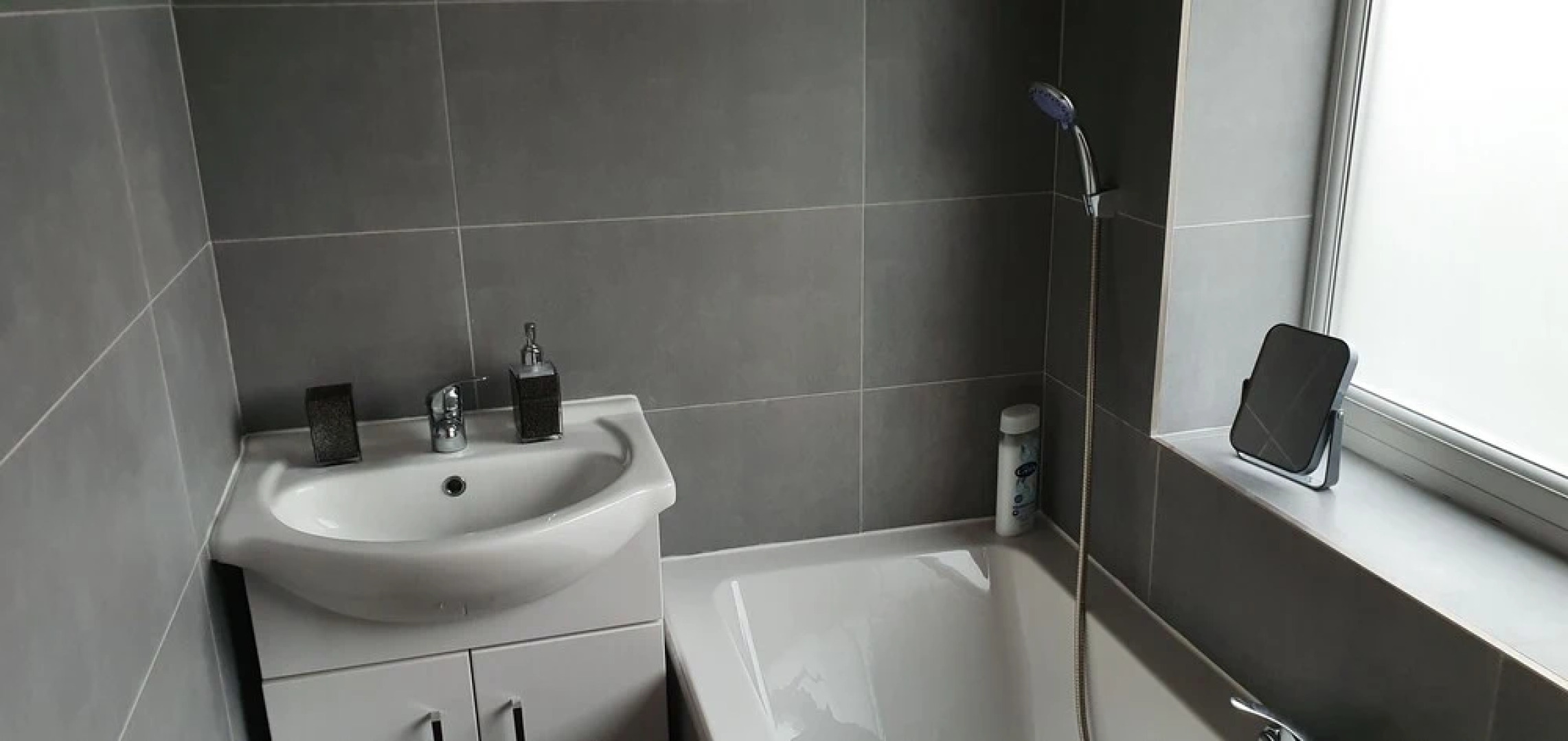 Modern Rochester 3 Bed House