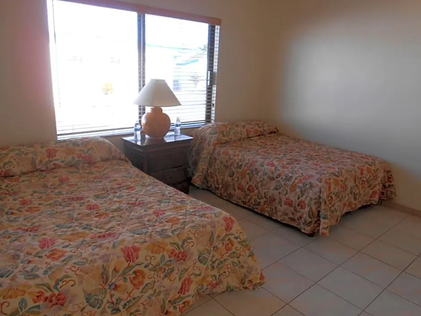 #55 Suite Bungalow Seaside Hotel & Victors RV Park