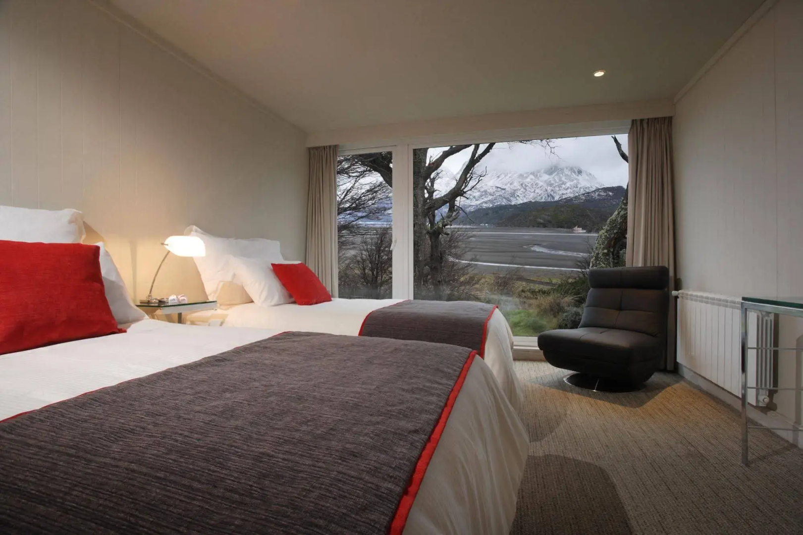 Hotel Lago Grey