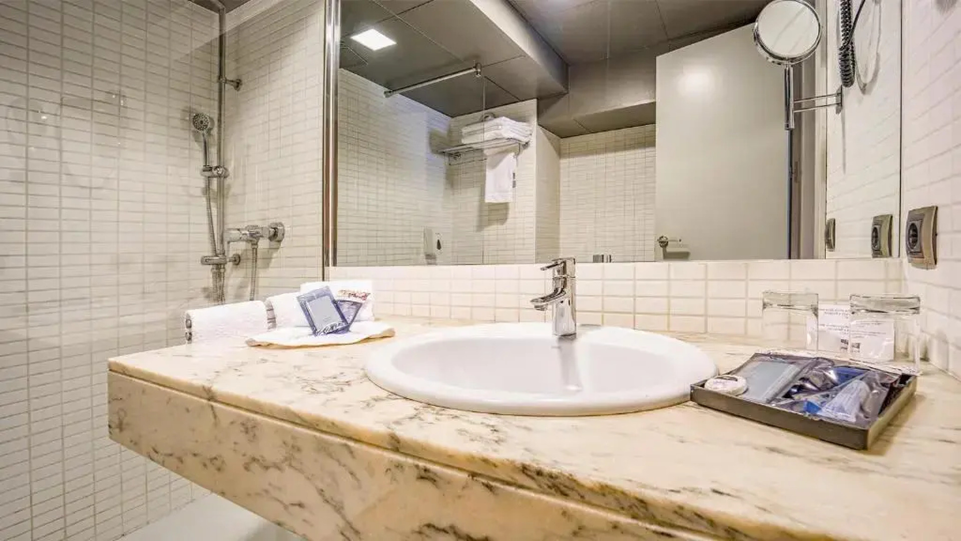 Hotel Roc Blanc & Spa