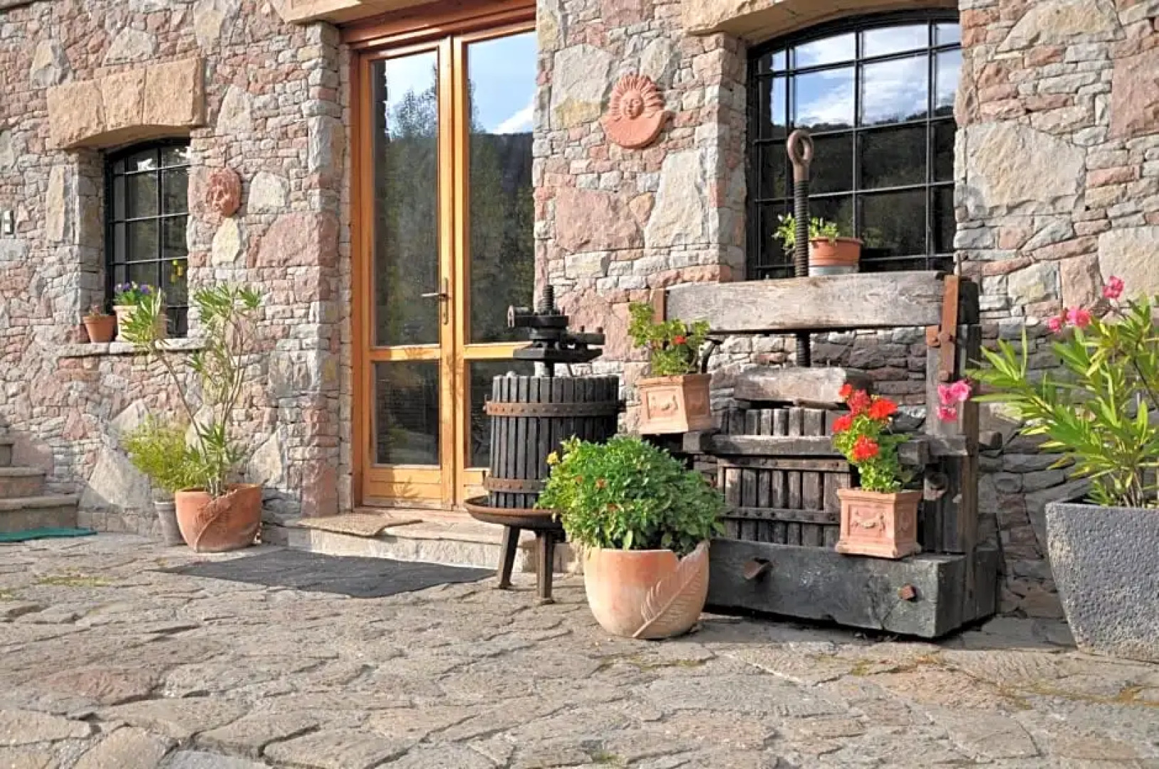 Nomád Hotel & Glamping