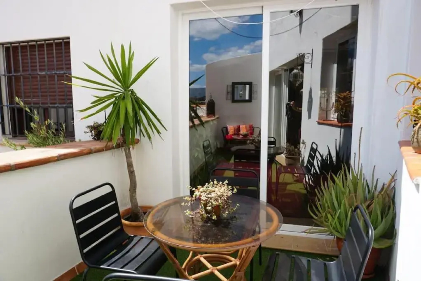 Eagles Nest - Massive townhouse with Pool with outstanding views