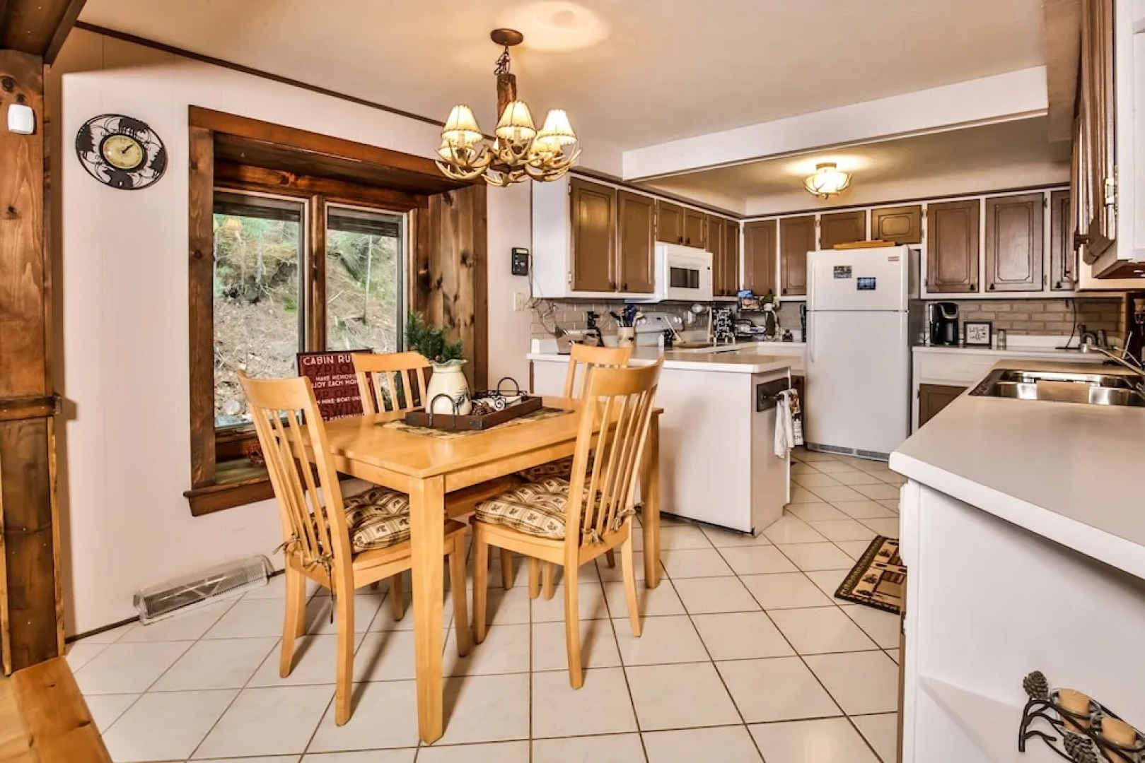 East Bay Hideaway - 4 Br Home