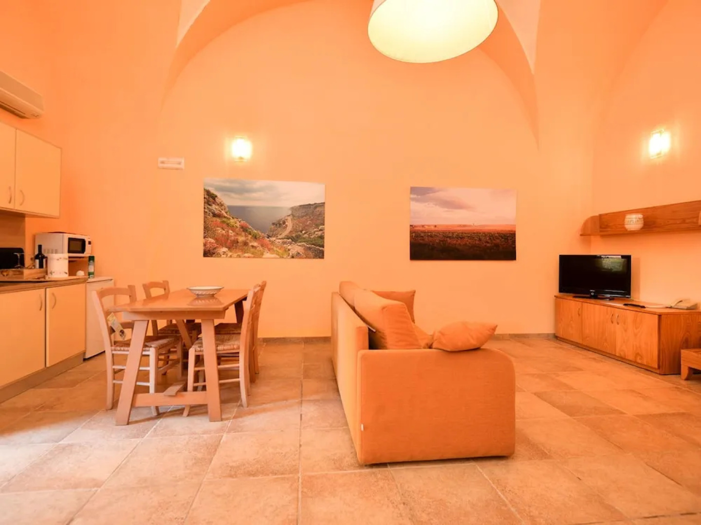 Modern Apartment in Gagliano del Capo With Swimming Pool