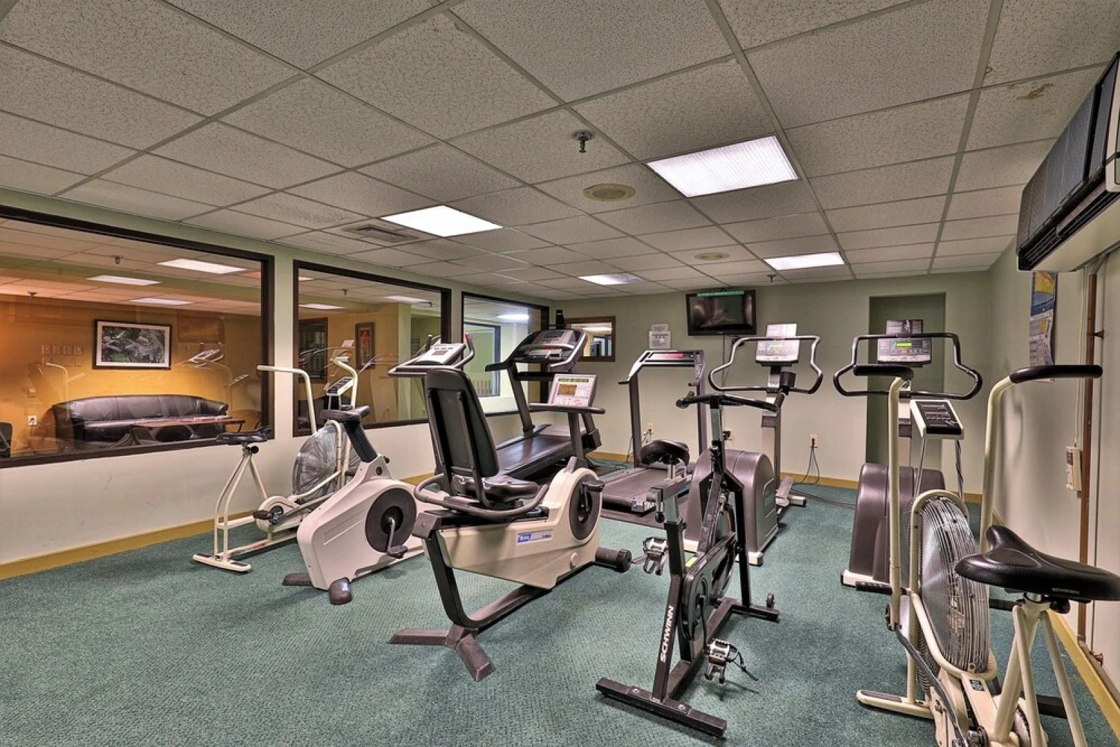 "roomy" Mountain Green 3BR Condo w/ Amenities 3b14