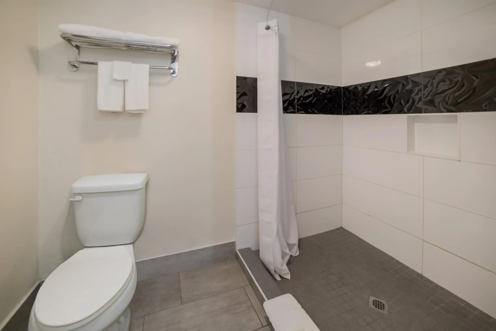 Quality Inn & Suites Goodyear - Phoenix West