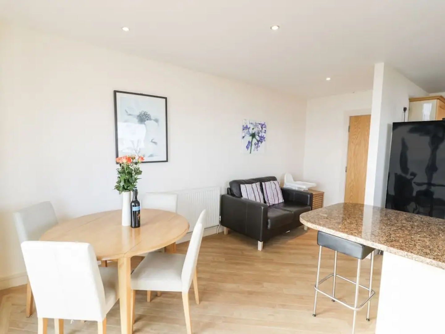 Penthouse 18, West End Point