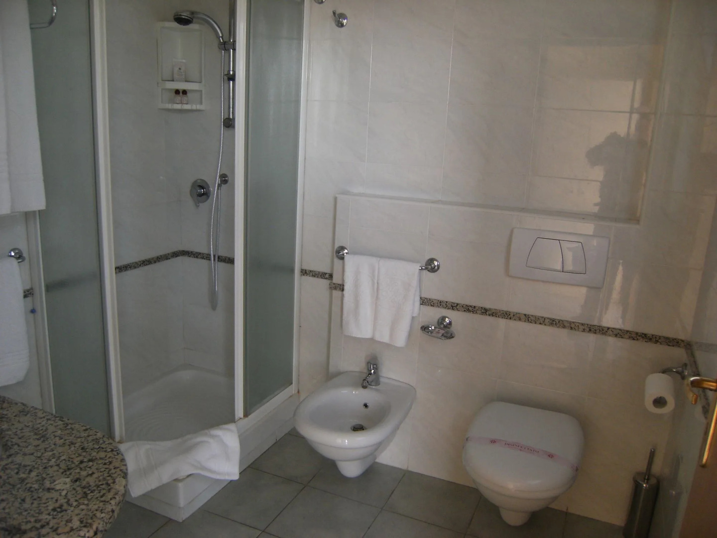 King's House Hotel Resort