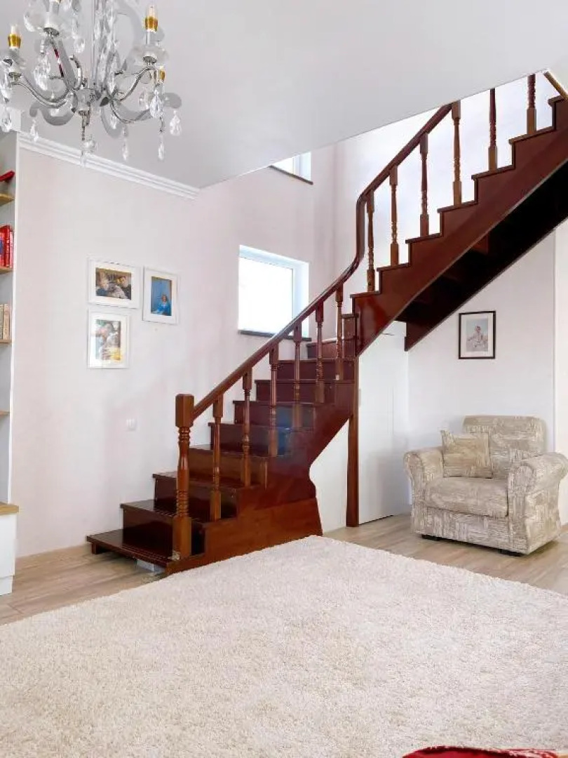 Adorable 3 bedroom home next to the beach