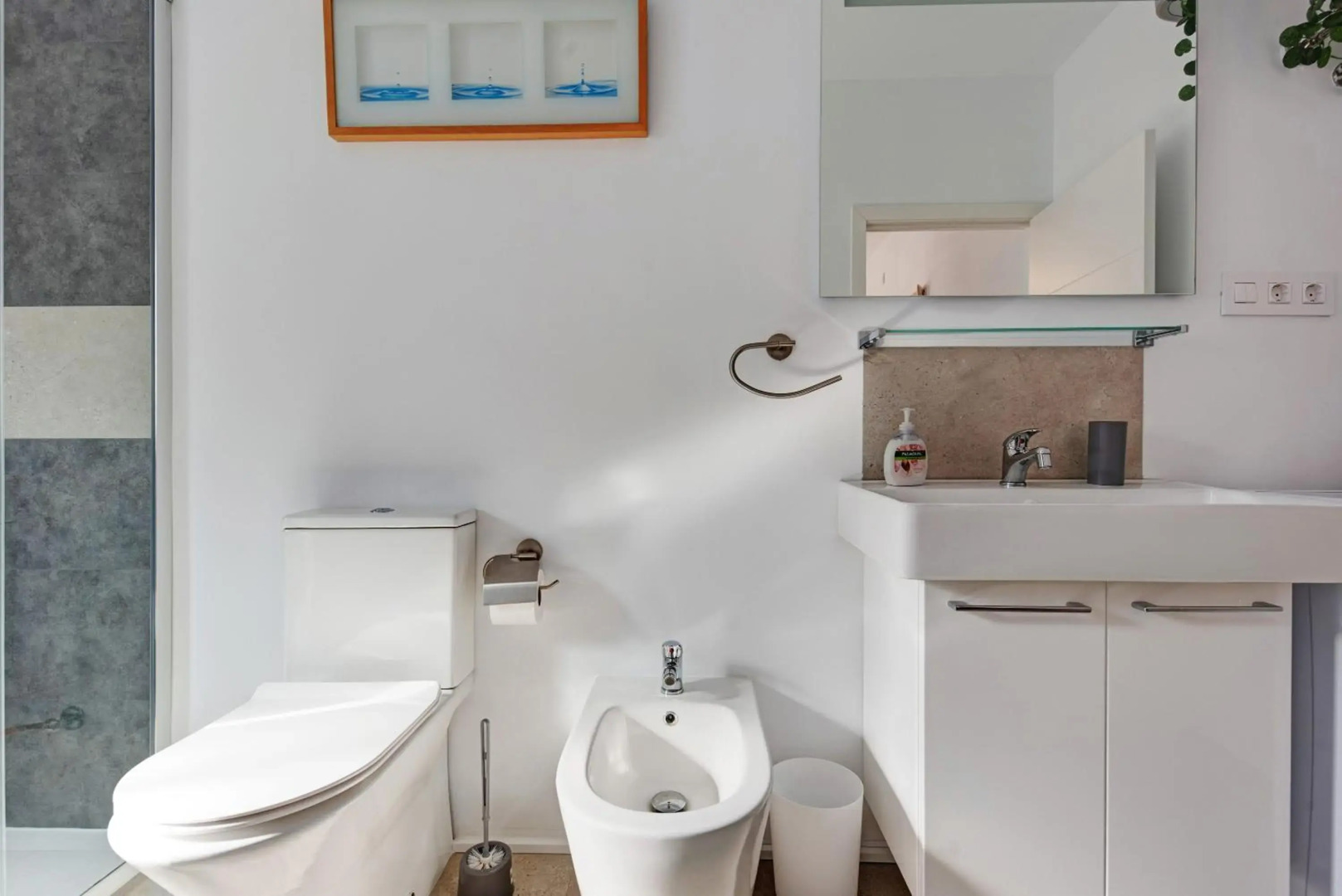 Fantastico 4 - With Large Private Terrace, Free Parking, air Conditioning, BBQ