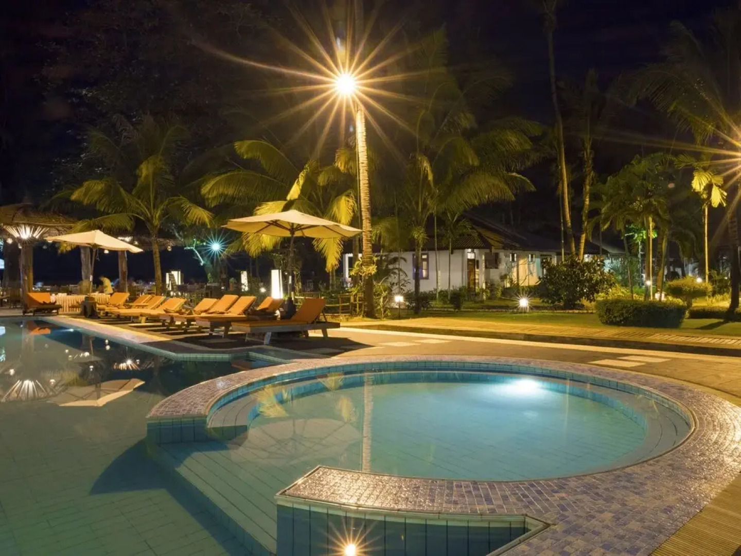 Thande Beach Hotel (Ngapali)