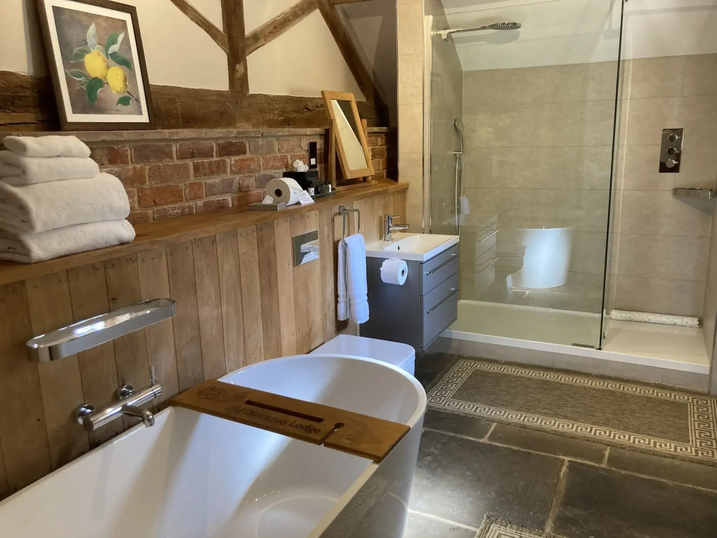 Old Downton Lodge