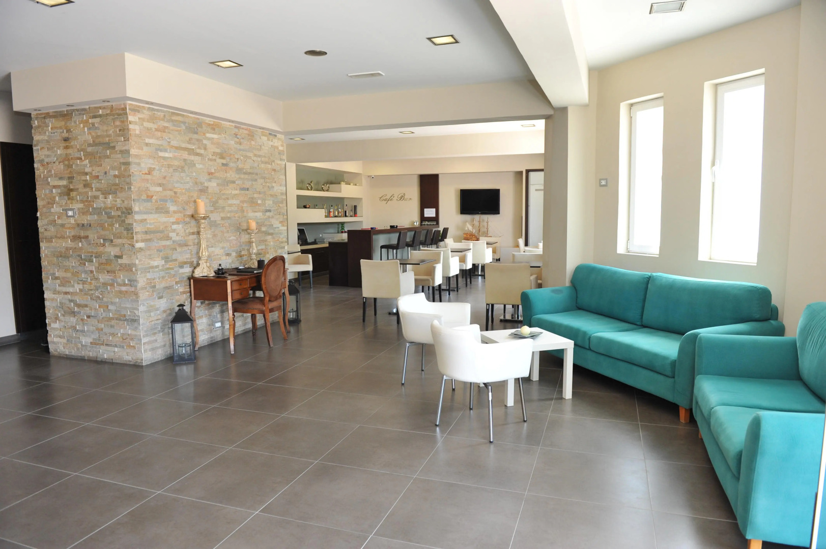 Maritime Hotel Aparts