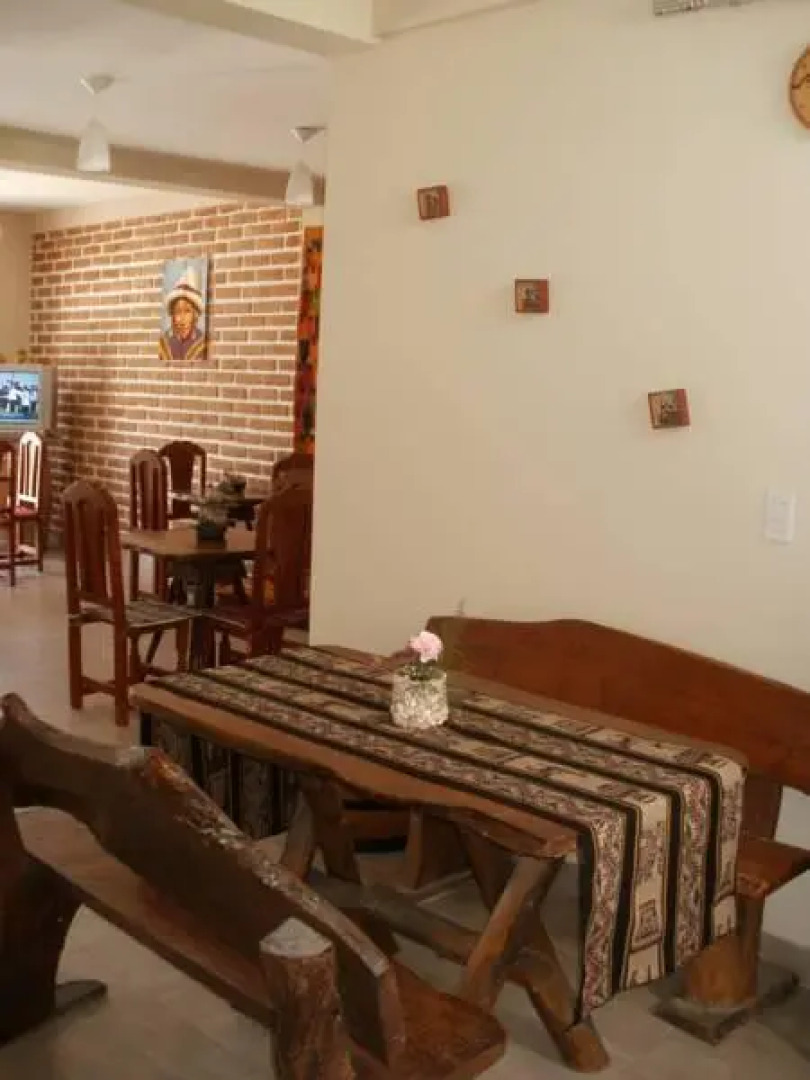 Hostal Amancay