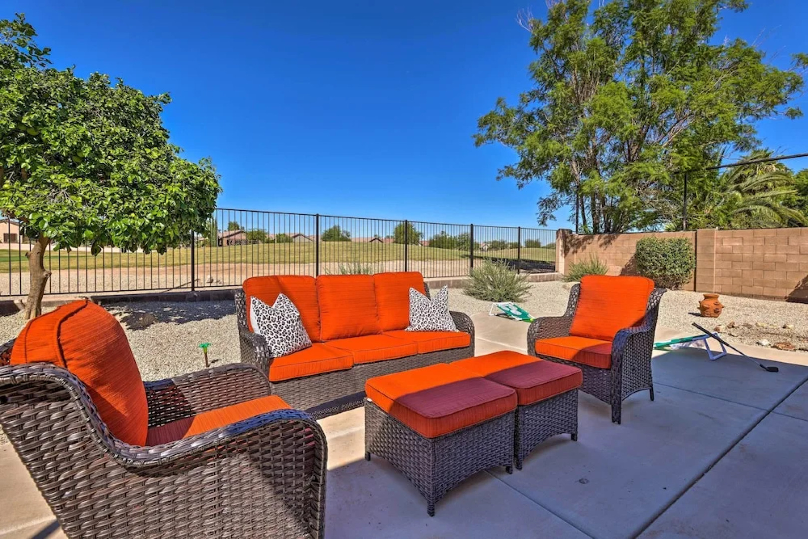 San Tan Valley Home w/ Pool Access & Golf View!