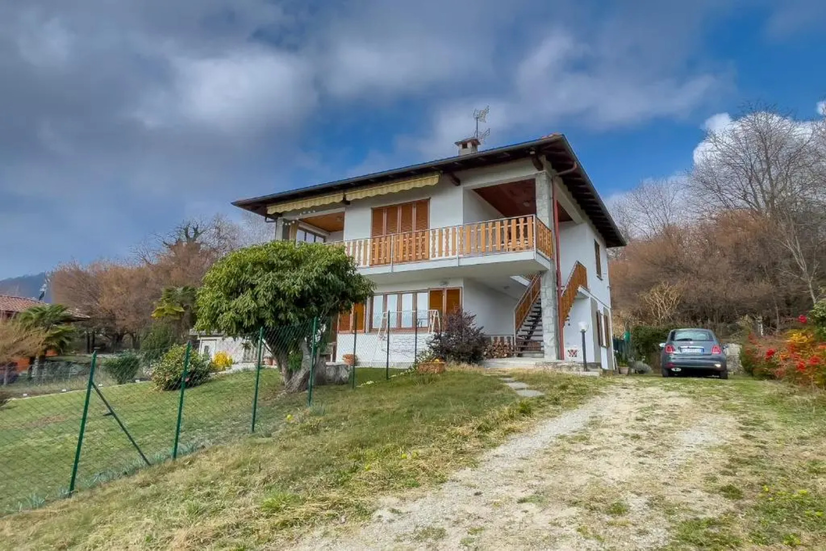 La Perla Bianca Lake View