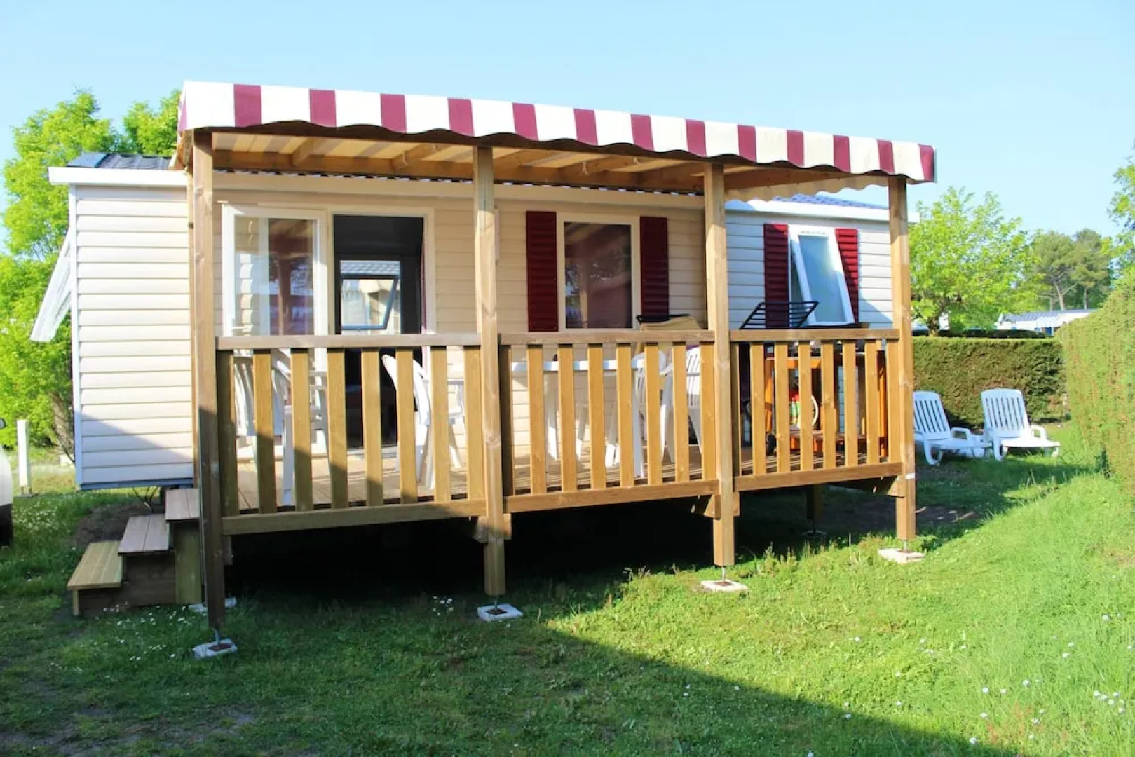 Property With 2 Bedrooms in Les Mathes, With Pool Access, Furnished Ga