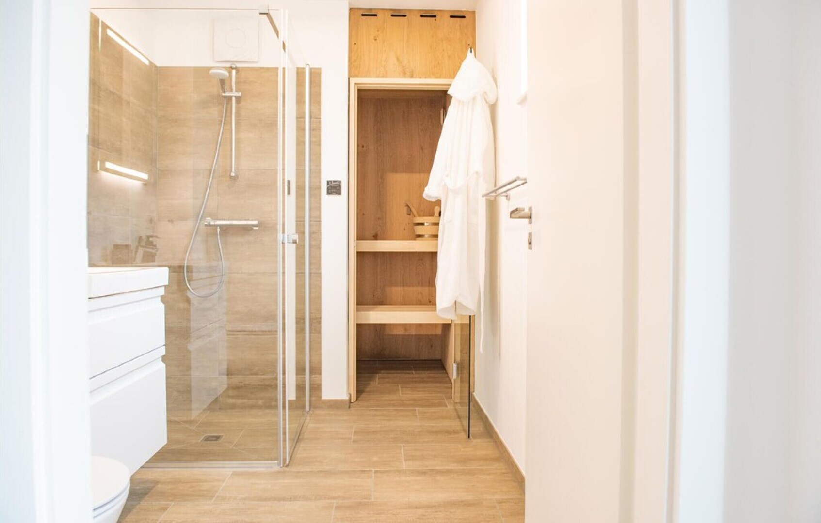 Nice Home in Lembruch/dümmer See With 2 Bedrooms, Sauna and Wifi