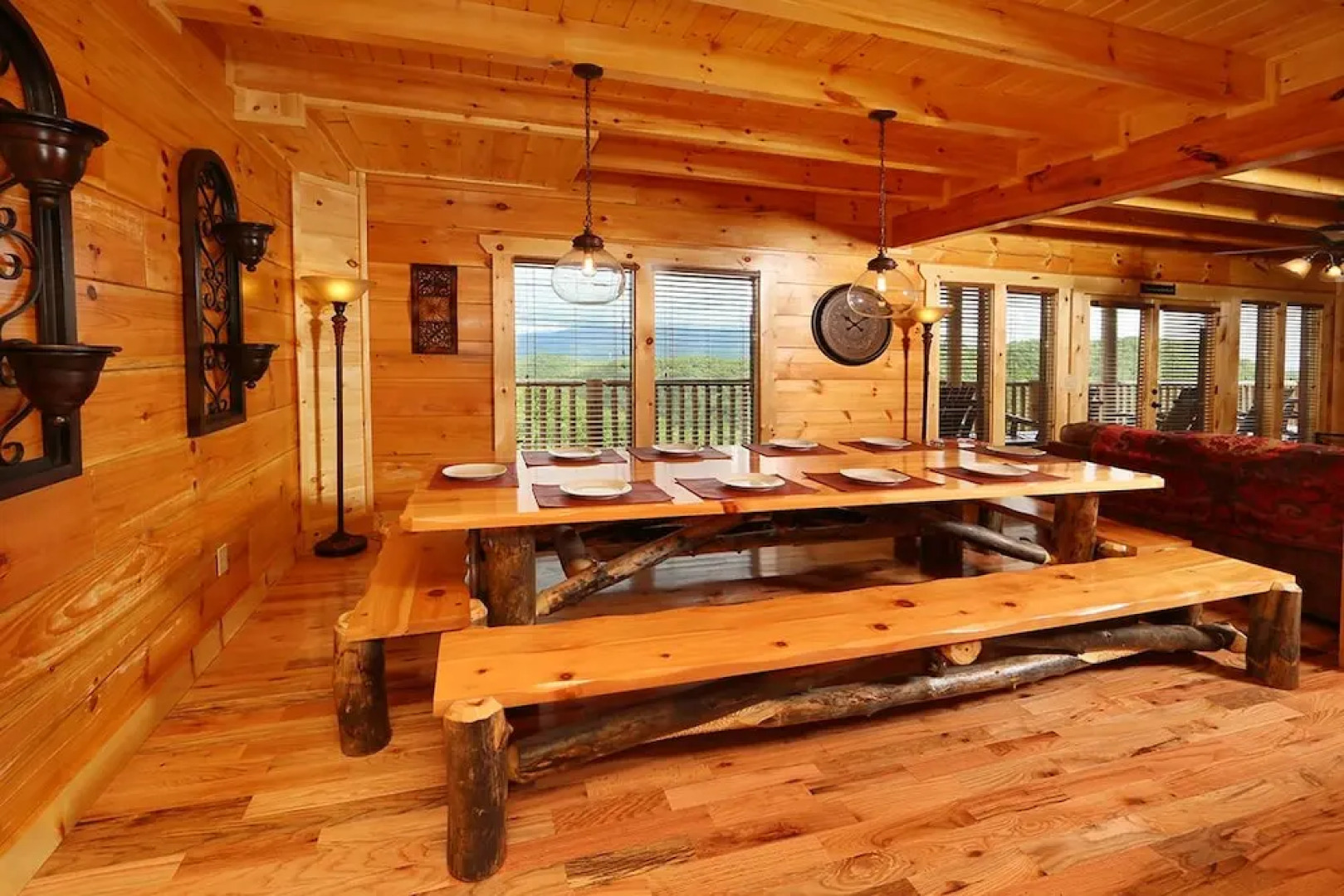 Picture Perfect 7 Br cabin by RedAwning