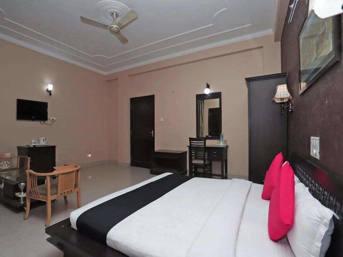 Capital O 40539 Hotel Triputi