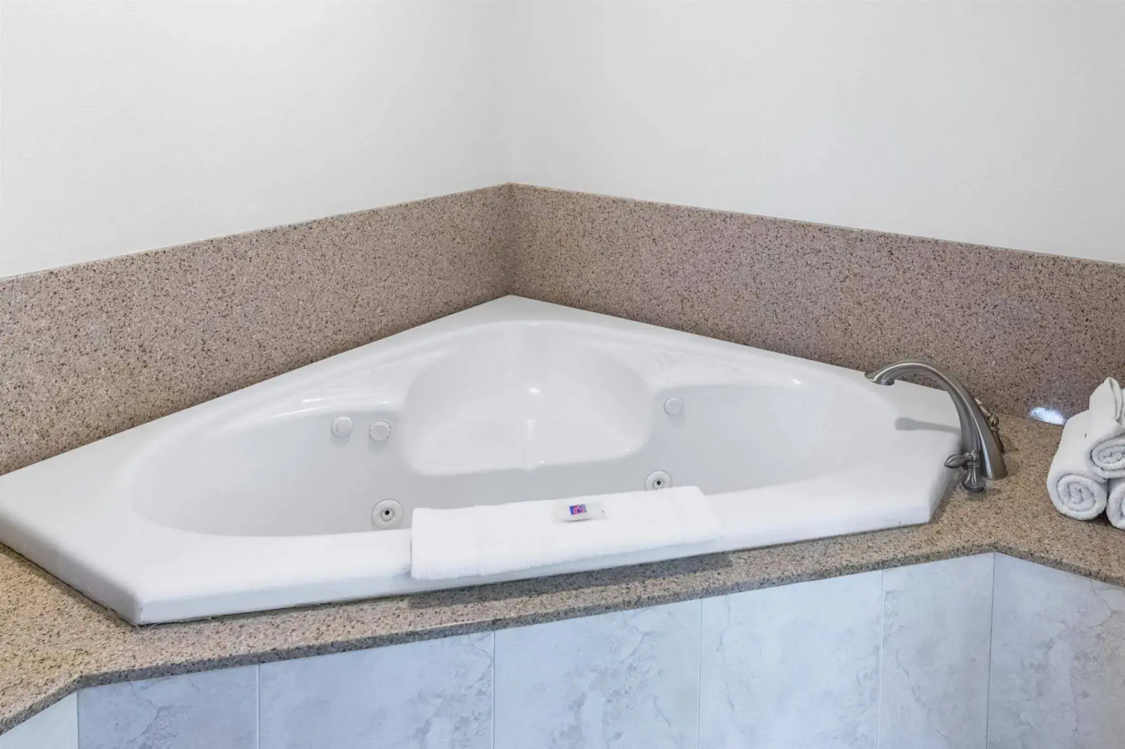 Studio 6 Mojave, CA - Airport