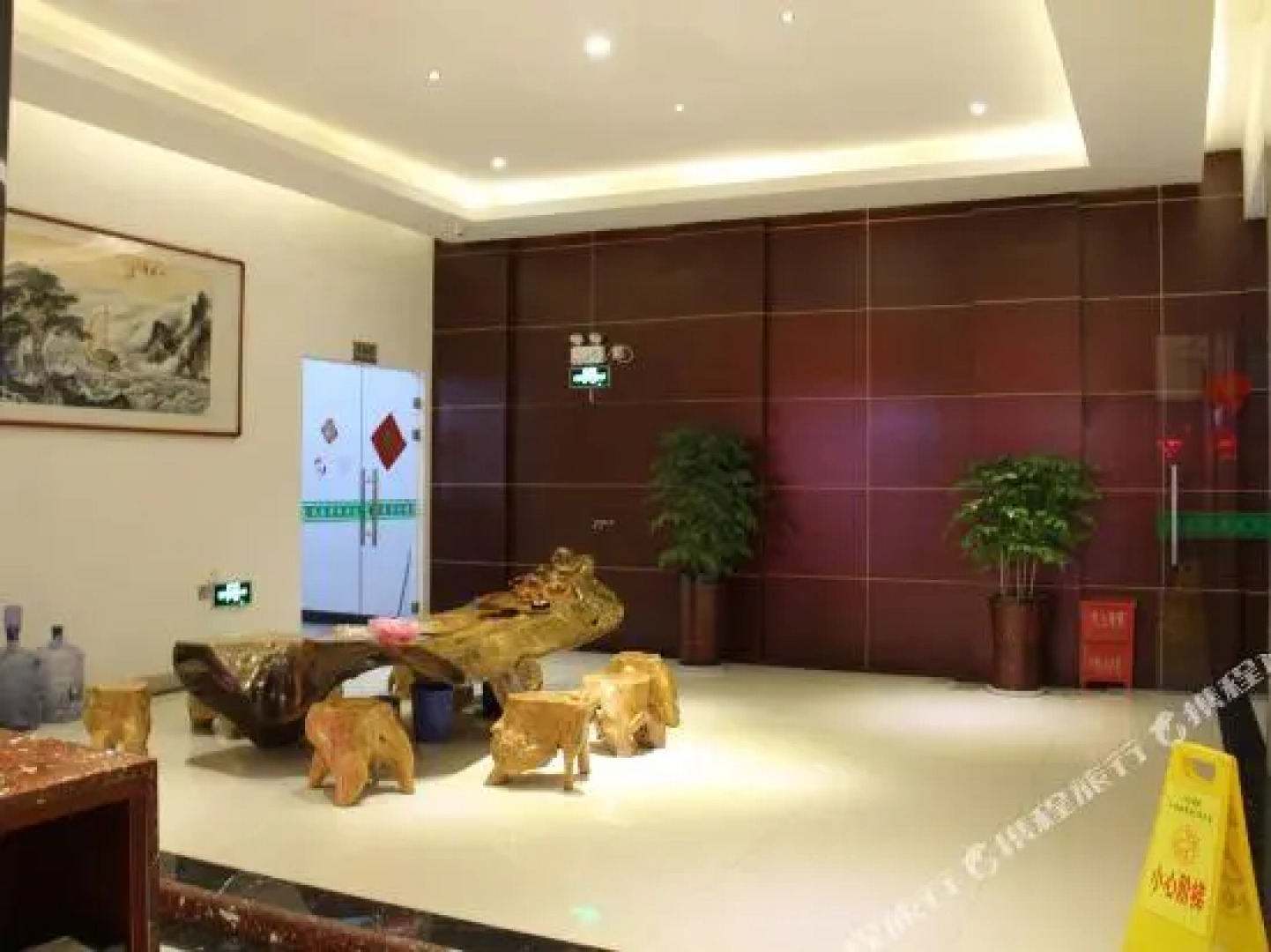 Yuelai Business Hotel
