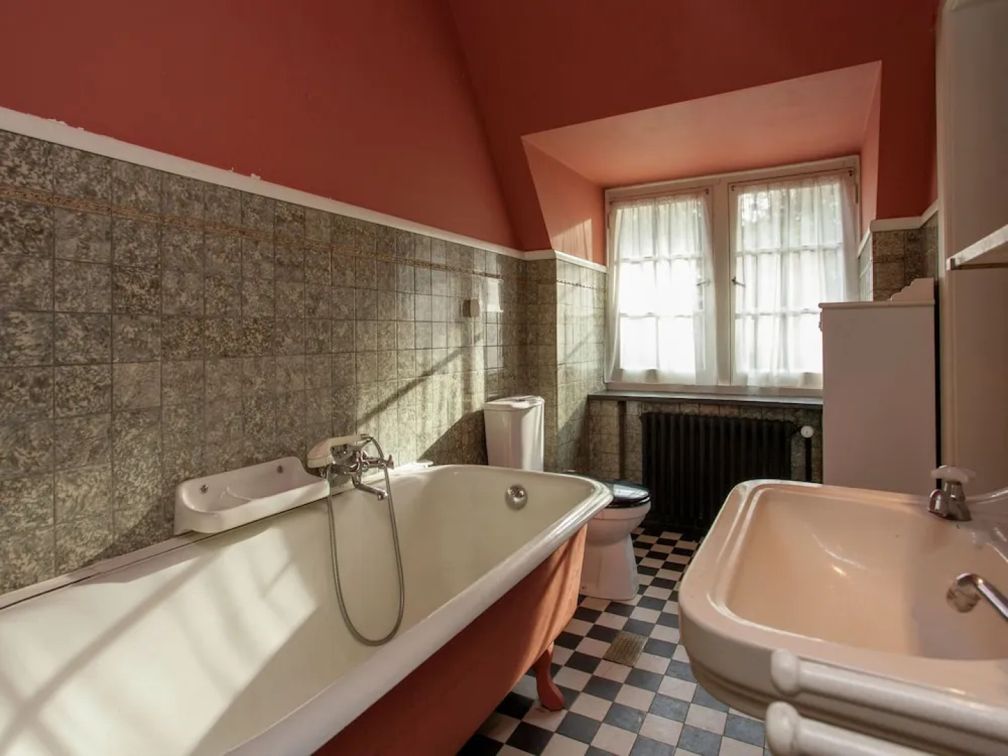 Stunning Holiday Home in Leende Near Forest