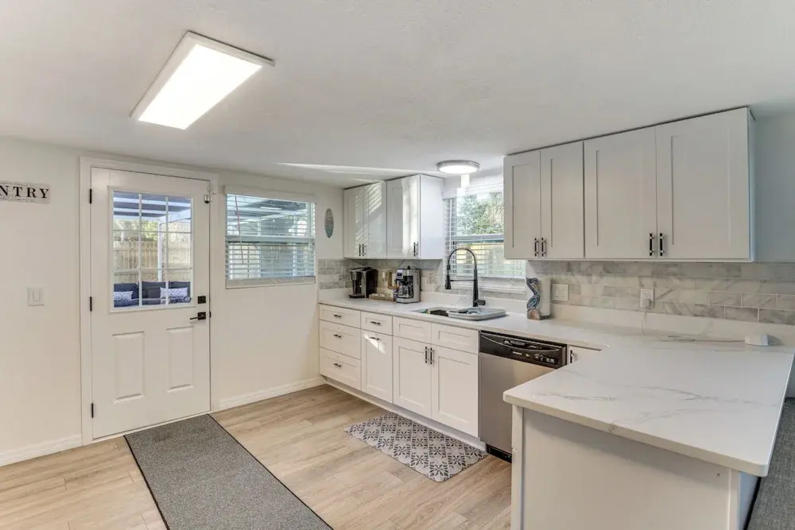 3 Mi to Apollo Beach Preserve: Family Retreat!