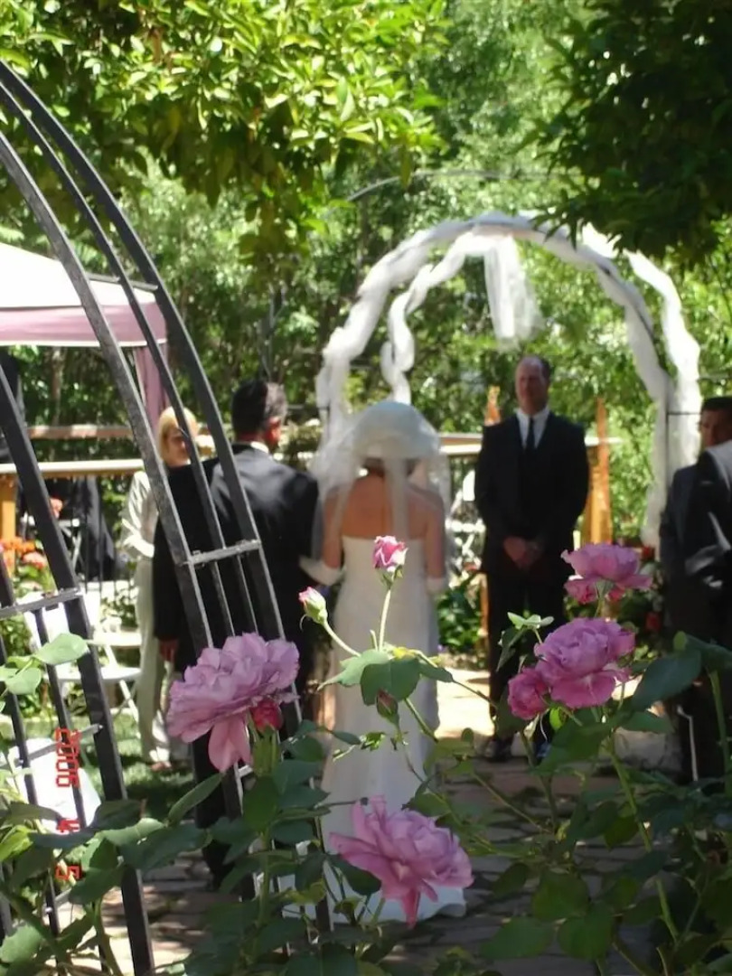 Hotel Léger Restaurant & Saloon