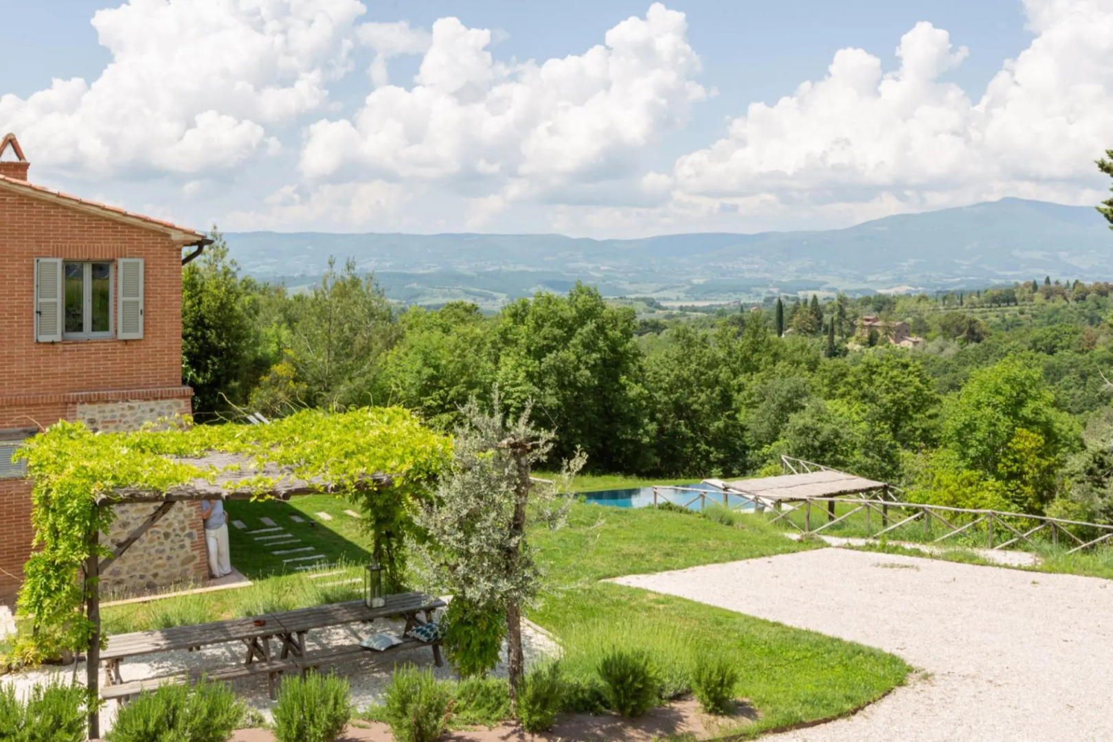 In an enchanting position, located on a hill, Podere Calcina is a recently completely renovated farm-Podere Calcina