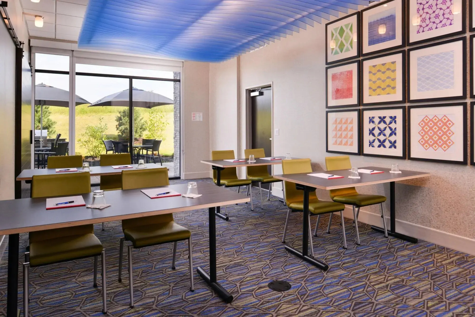 Holiday Inn Express & Suites Olathe West by IHG
