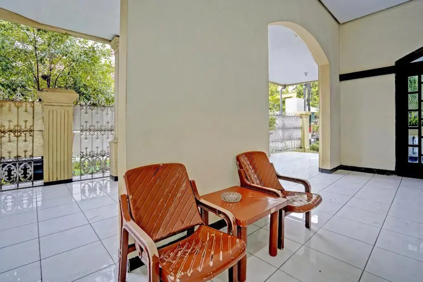 OYO 91198 Hotel Mahkota 2 Lamongan