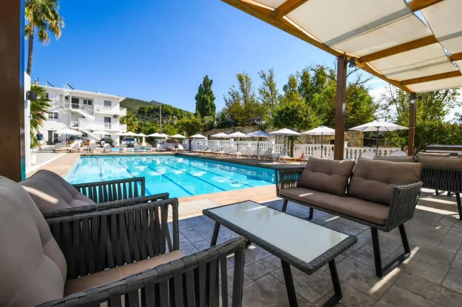 Daisy Zakynthos Apartments