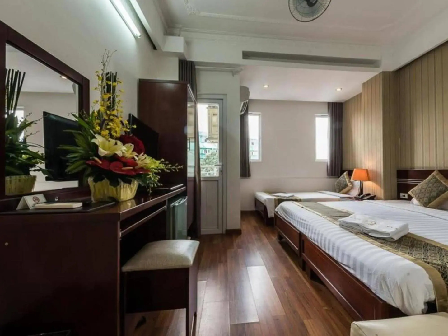 SaiGon Odyssey Hotel - The Art