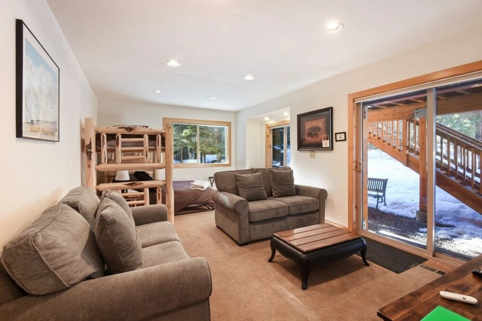 Cottonwood Place Vacation Home by RedAwning