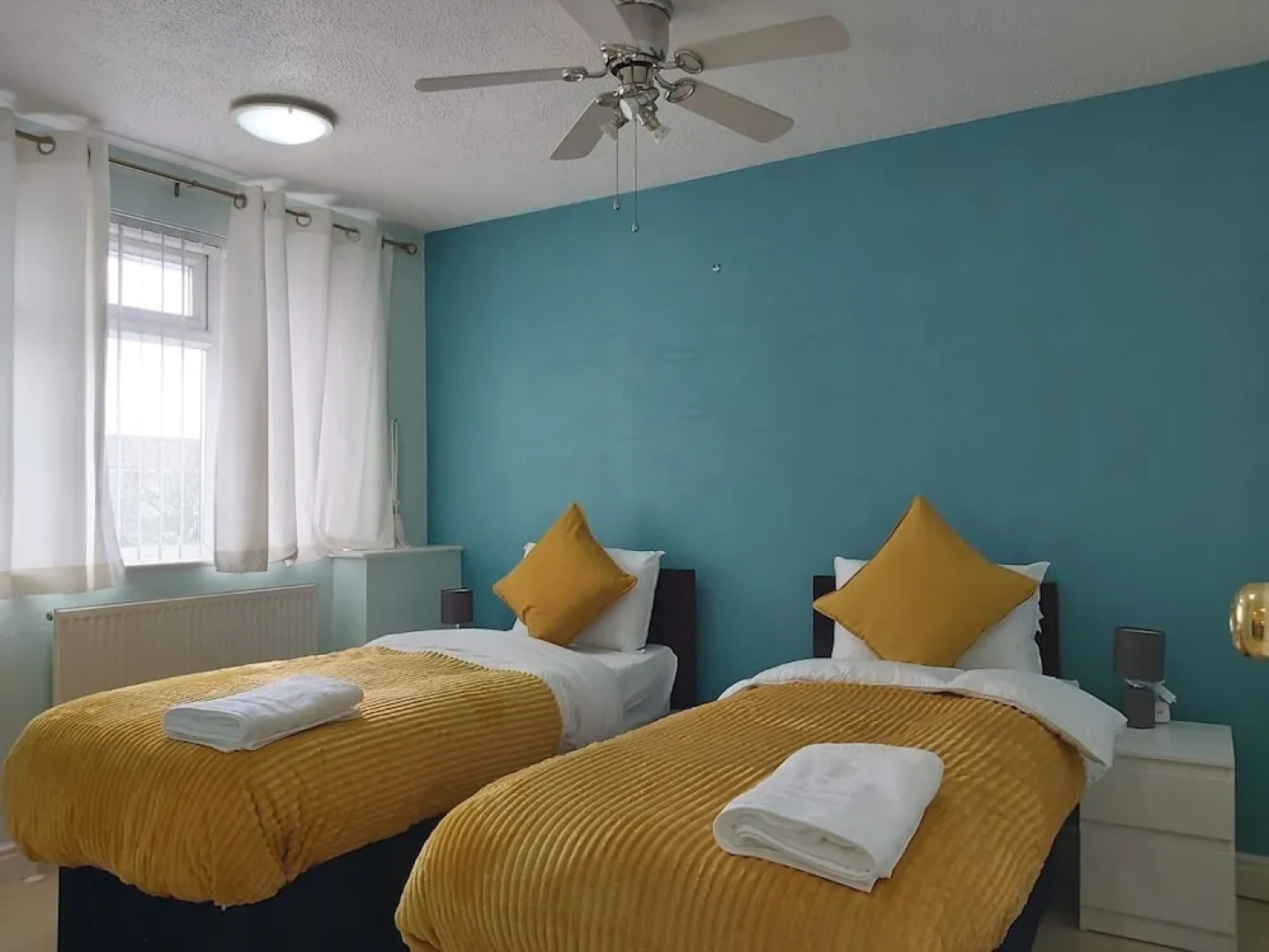 Beautiful and Luxurious 4-bed House in Essex