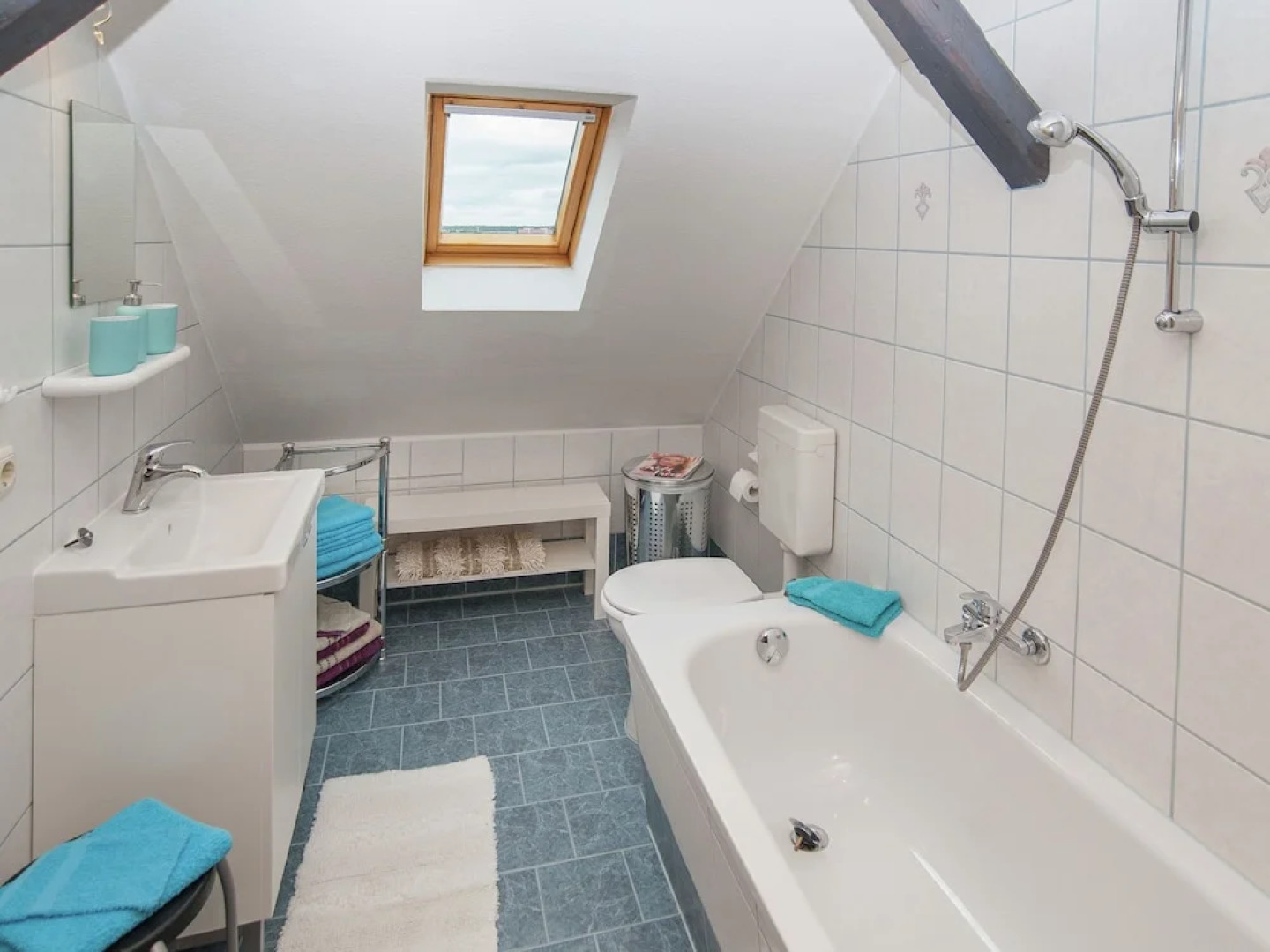 Apartment in Ilmenau With Garden, Terrace, Bbq, Deckchairs