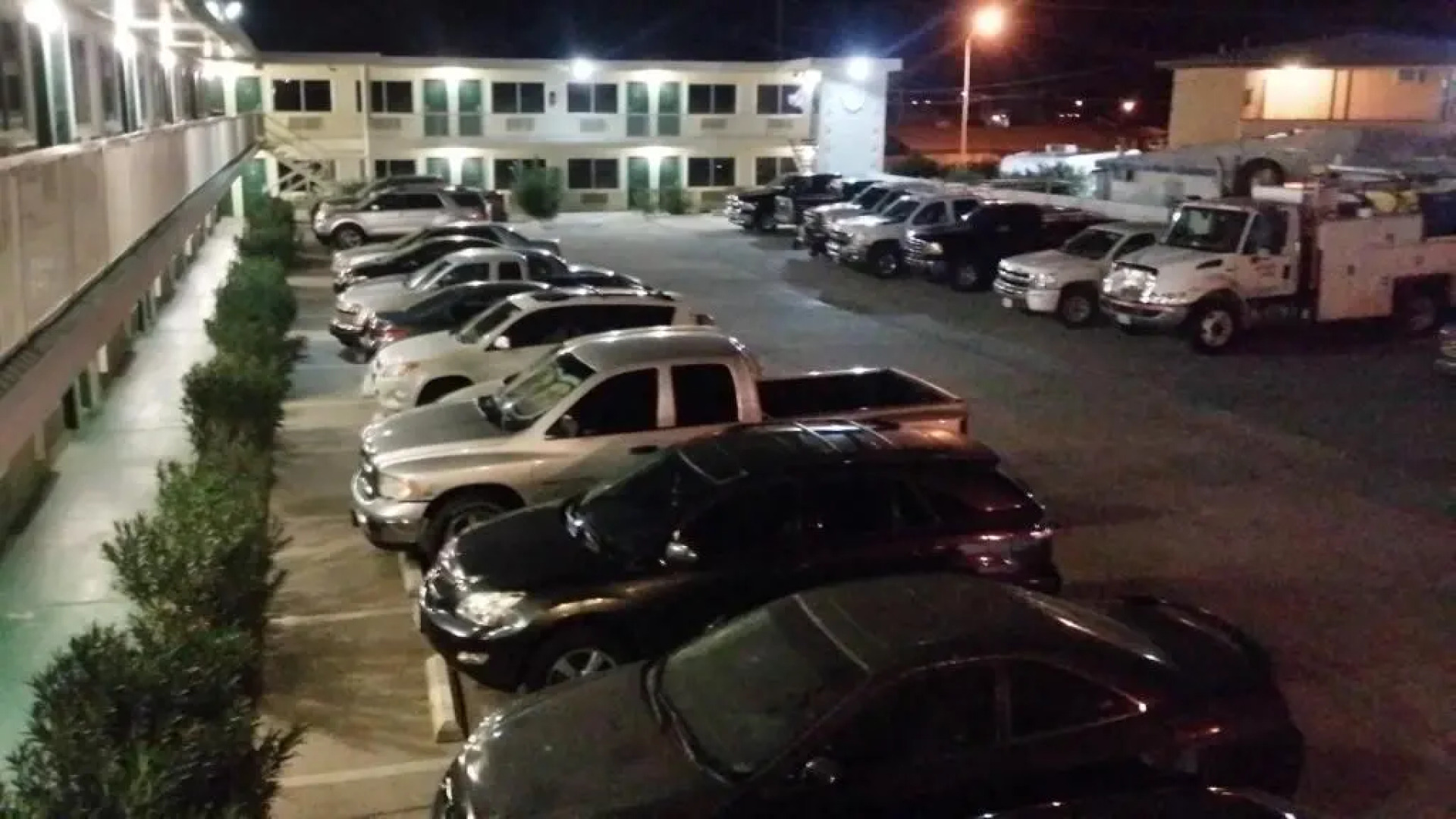 Desert Mirage Inn & Suites