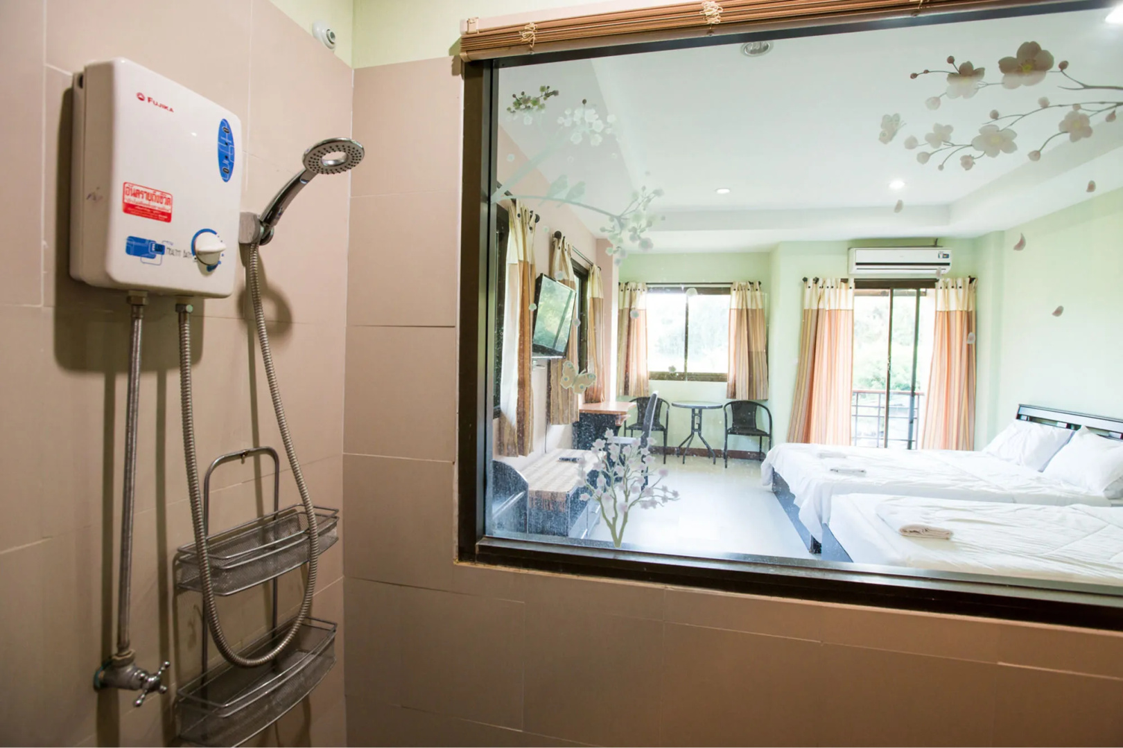 Banlanna Services Apartment