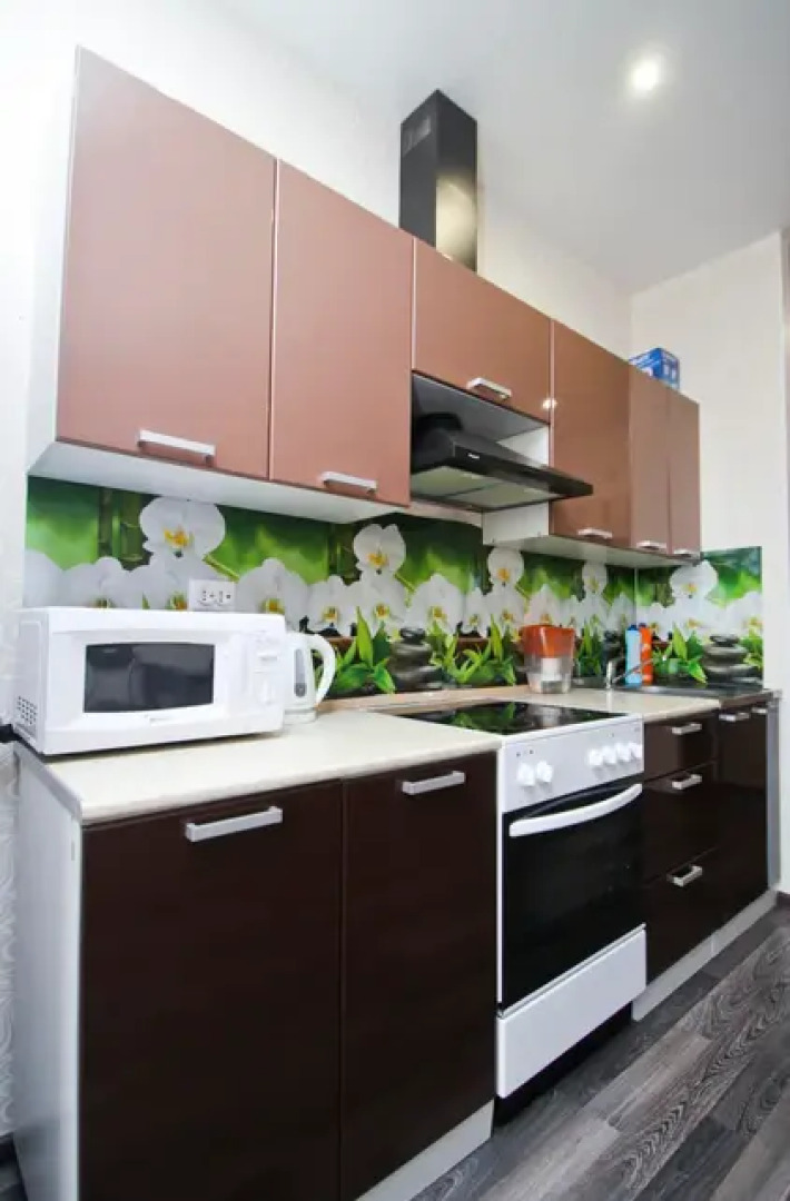 Сургутские квартиры на улице Александра Усольцева 26