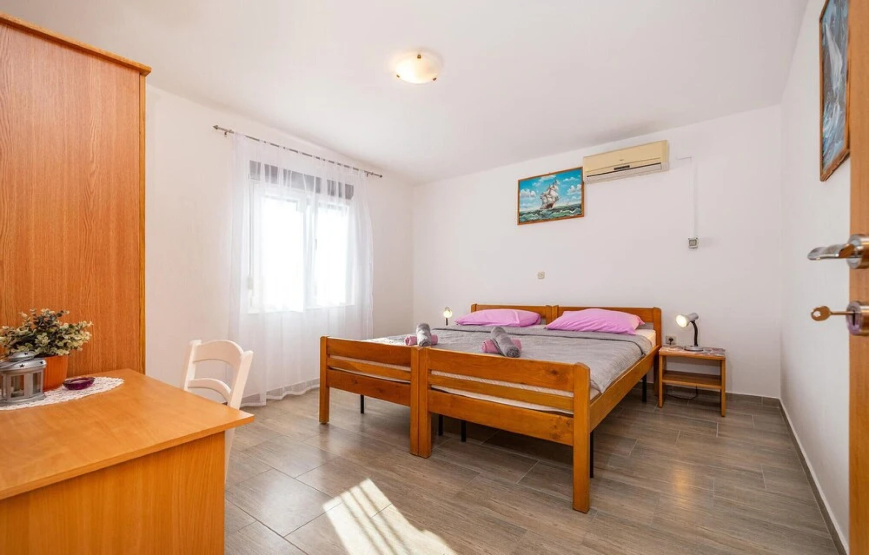 Amazing Home in Rovanjska With 4 Bedrooms, Jacuzzi and Wifi