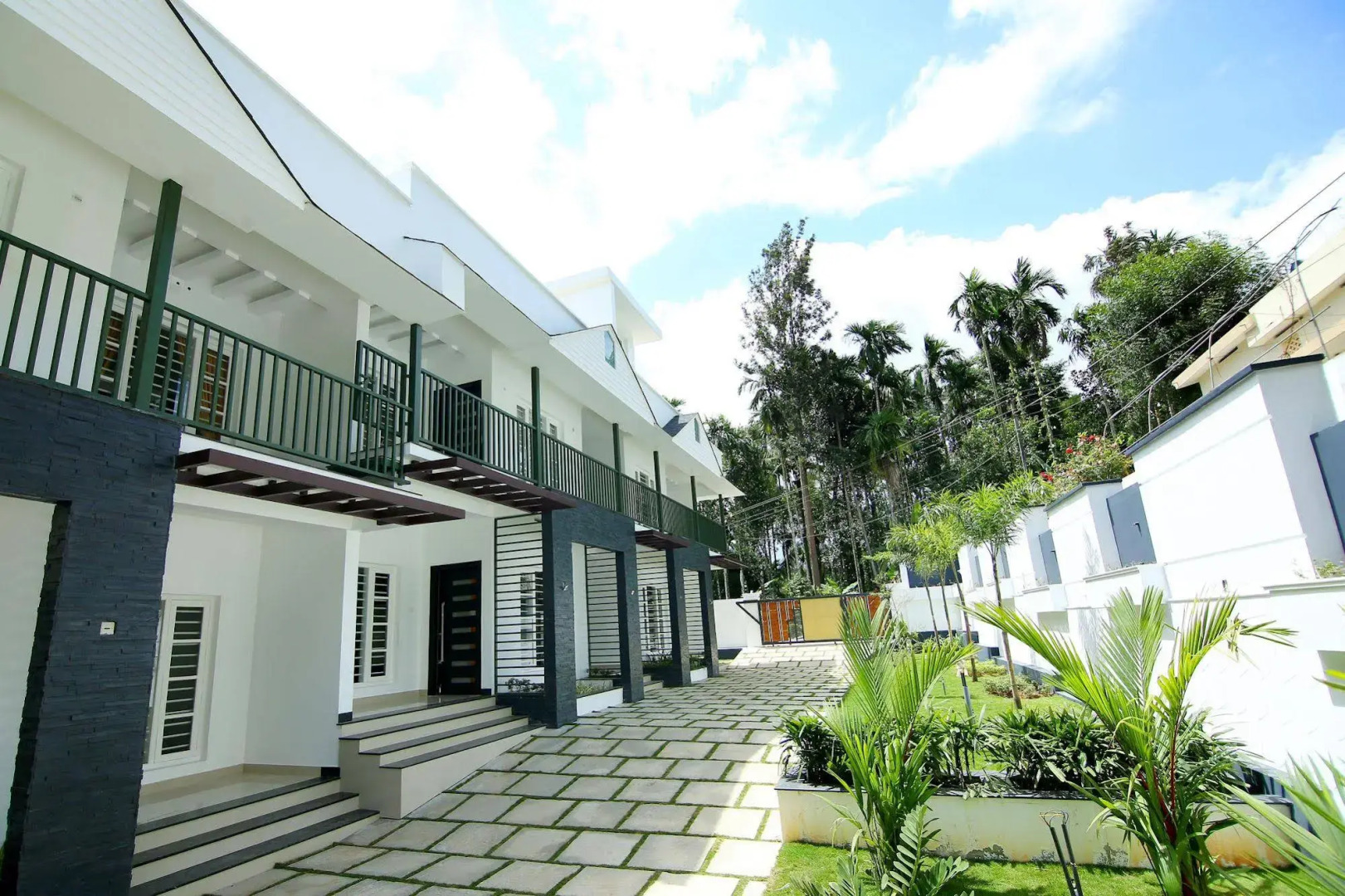 Le Villagio Resort & Domes