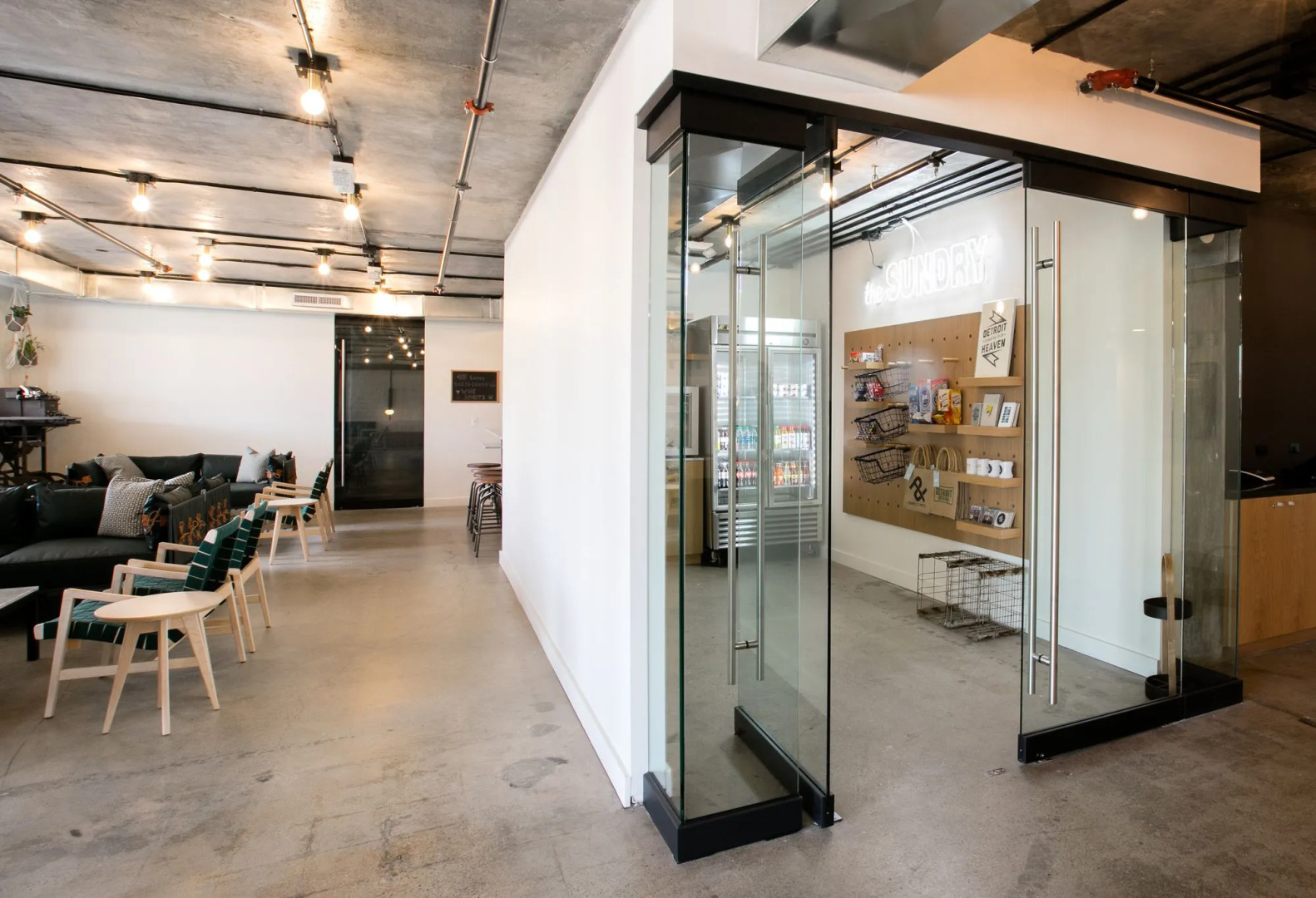 Trumbull and Porter Hotel