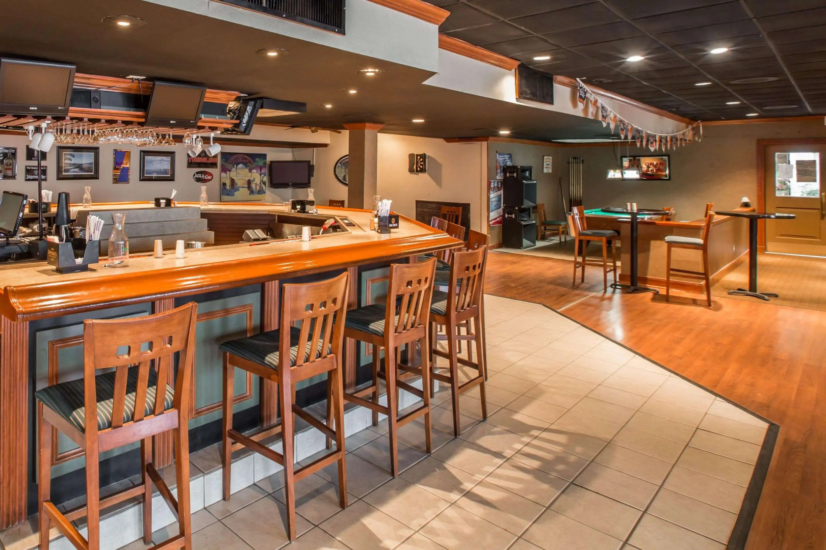 Quality Inn & Suites Hanes Mall