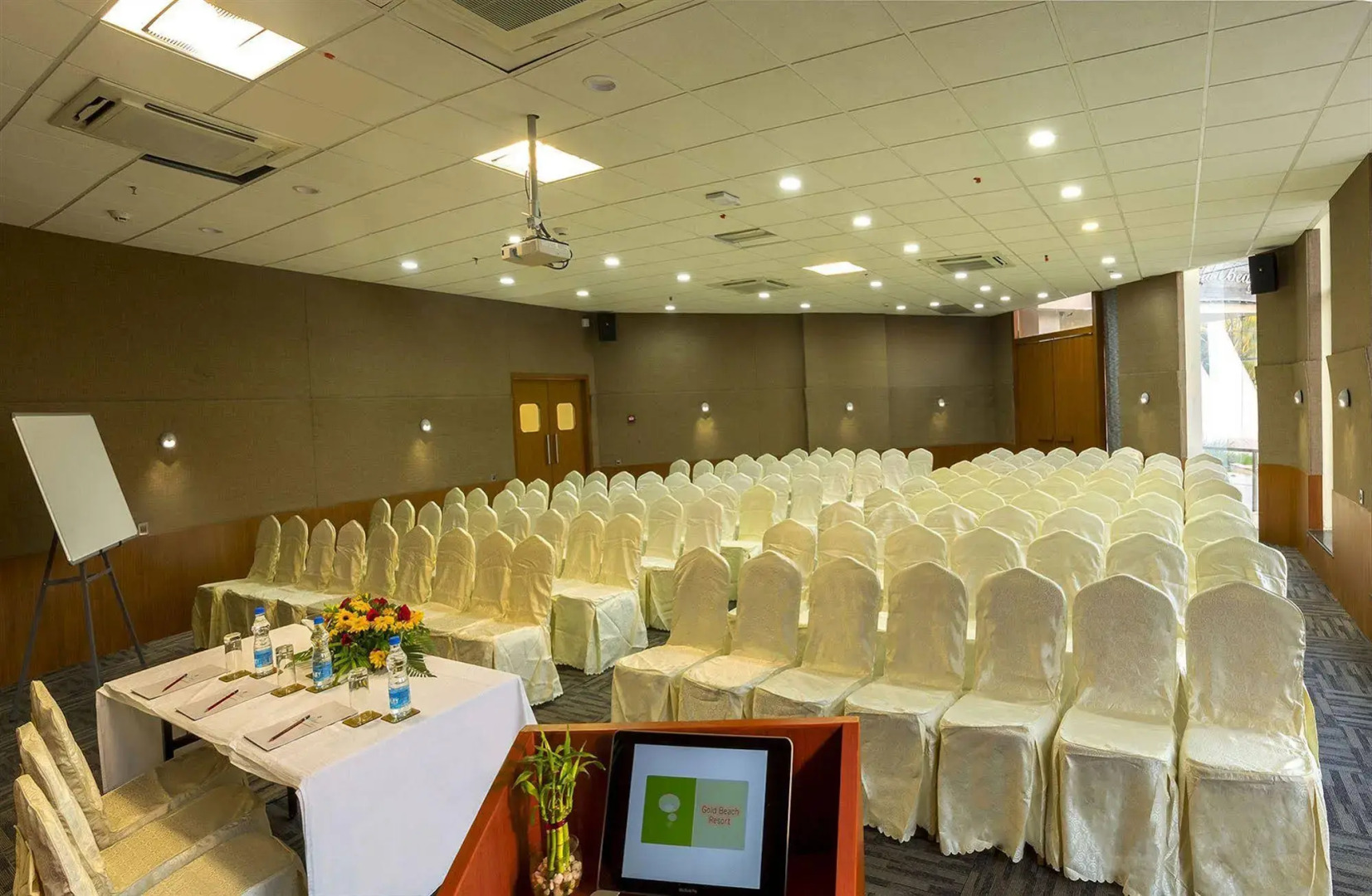 The Gold Beach Resort