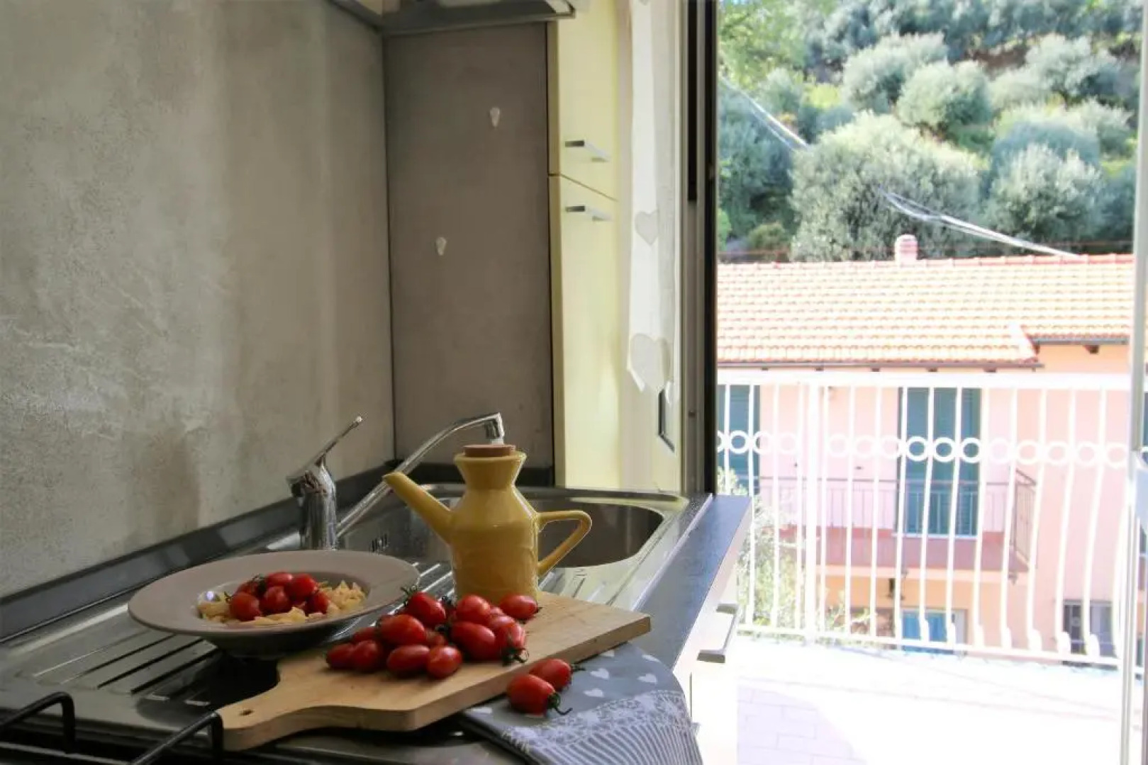 House Bergeggi by Holiday World