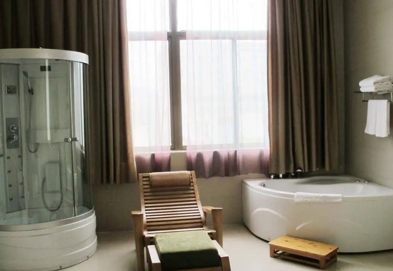 Lianyungang Dong Yuan International Hotel