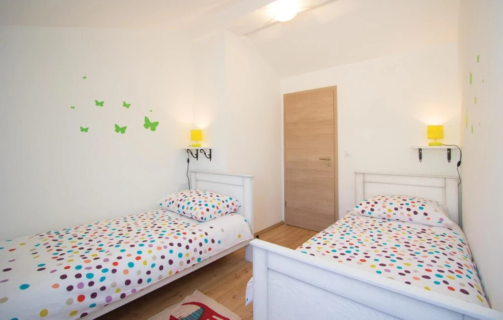 Stunning Home in Filipana With Wifi and 2 Bedrooms