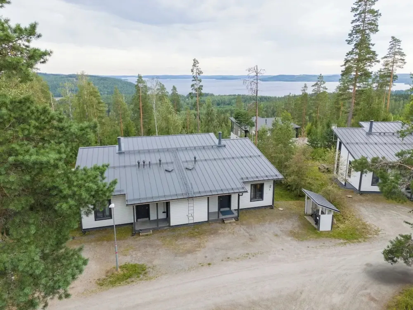 Peaceful 2BR Getaway Cabin at Riihivuori