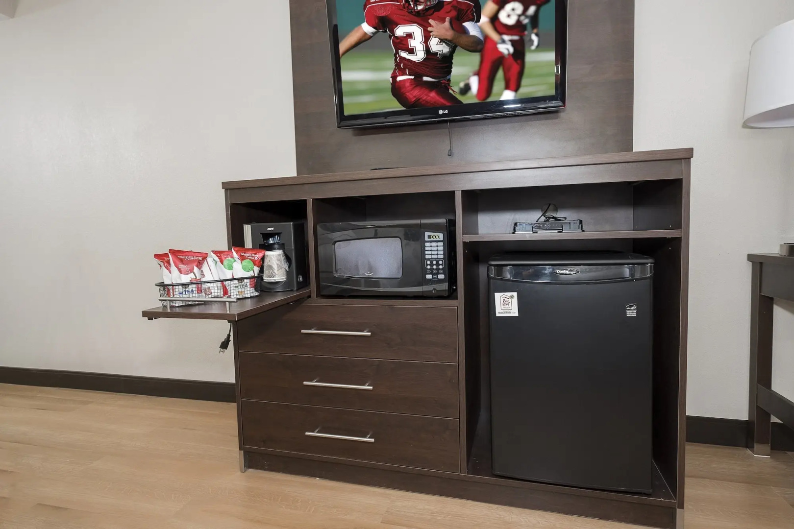 Red Roof Inn PLUS+ & Suites Knoxville West-Cedar Bluff